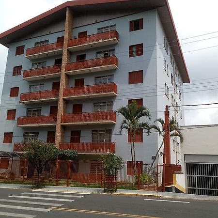 Apartamento em Águas de Lindóia Appartamento Esterno foto